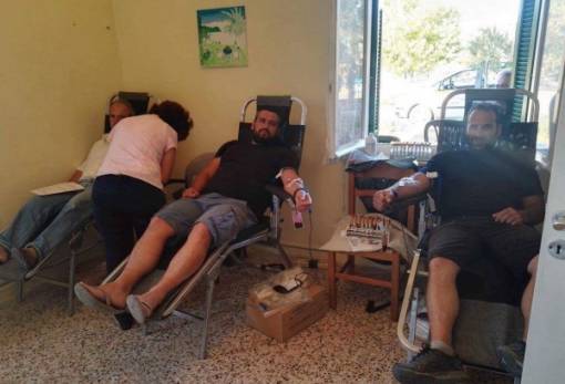 40 φιάλες αίματος συγκεντρώθηκαν στην 1η εθελοντική αιμοδοσία στο Δαφνί (ΦΩΤΟ)