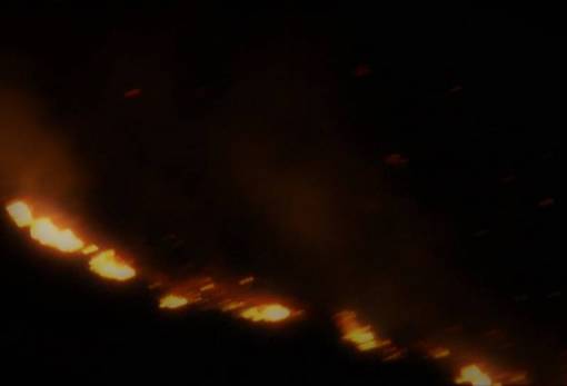 Πυρκαγιά μεταξύ Πυρρίχου και Φλομοχωρίου στην Αν. Μάνη (ΦΩΤΟ-VIDEO)