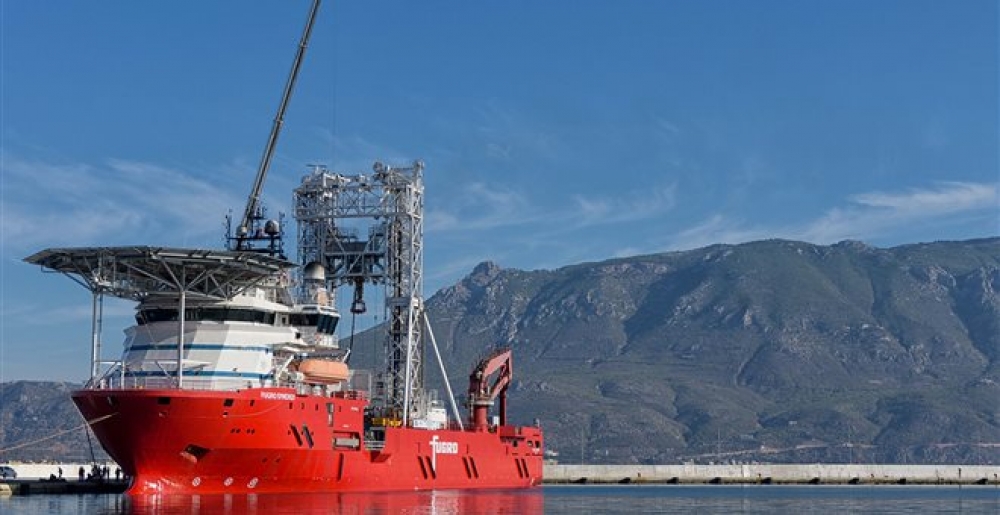 Περίπου 750 μέτρα κάτω από το βυθό του Κορινθιακού θα φτάσει πλοίο-γεωτρύπανο