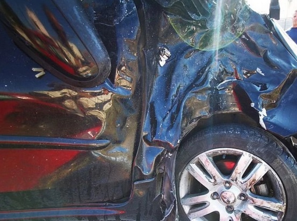 &Tau;&rho;&epsilon;&iota;&sigmaf; &nu;&epsilon;&kappa;&rho;&omicron;ί &sigma;&epsilon; &tau;&rho;&omicron;&chi;&alpha;ί&alpha; &tau;&omicron;&nu; &Omicron;&kappa;&tau;ώ&beta;&rho;&iota;&omicron; &sigma;&tau;&eta;&nu; &Pi;&epsilon;&lambda;&omicron;&pi;ό&nu;&nu;&eta;&sigma;&omicron;