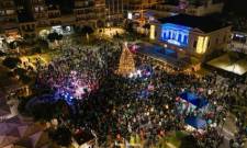 Το πνεύμα των Χριστουγέννων κατακτά τη Σπάρτη και τα χωριά