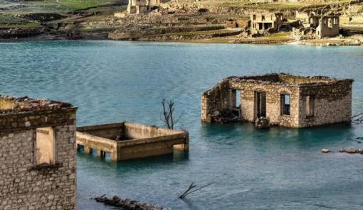 O &mu;ύ&theta;&omicron;&sigmaf; &gamma;&iota;&alpha; &tau;&omicron; &Kappa;ά&lambda;&lambda;&iota;&omicron;, &tau;&omicron; &chi;&omega;&rho;&iota;ό &pi;&omicron;&upsilon; &epsilon;&mu;&phi;&alpha;&nu;ί&zeta;&epsilon;&tau;&alpha;&iota; ό&tau;&alpha;&nu; &upsilon;&pi;ά&rho;&chi;&epsilon;&iota; &xi;&eta;&rho;&alpha;&sigma;ί&alpha;