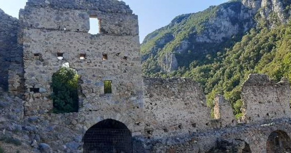 &laquo;&Sigma;ά&rho;&kappa;&alpha; &kappa;&alpha;&iota; &omicron;&sigma;&tau;ά&raquo; &pi;&alpha;ί&rho;&nu;&epsilon;&iota; &eta; &Iota;&Mu; &Tau;&iota;&mu;ί&omicron;&upsilon; &Pi;&rho;&omicron;&delta;&rho;ό&mu;&omicron;&upsilon; &Sigma;&upsilon;&nu;&tau;&zeta;&alpha;&phi;ί&omicron;&upsilon; &Chi;&rho;&upsilon;&sigma;ά&phi;&omega;&nu;