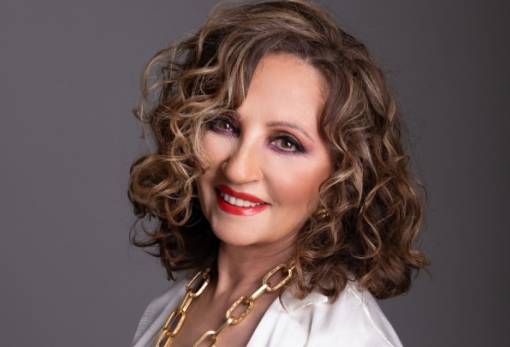 «Σμυρνέϊκο μινόρε» με τη Γλυκερία στο Επιδαύριο Θέατρο Βλαχιώτη