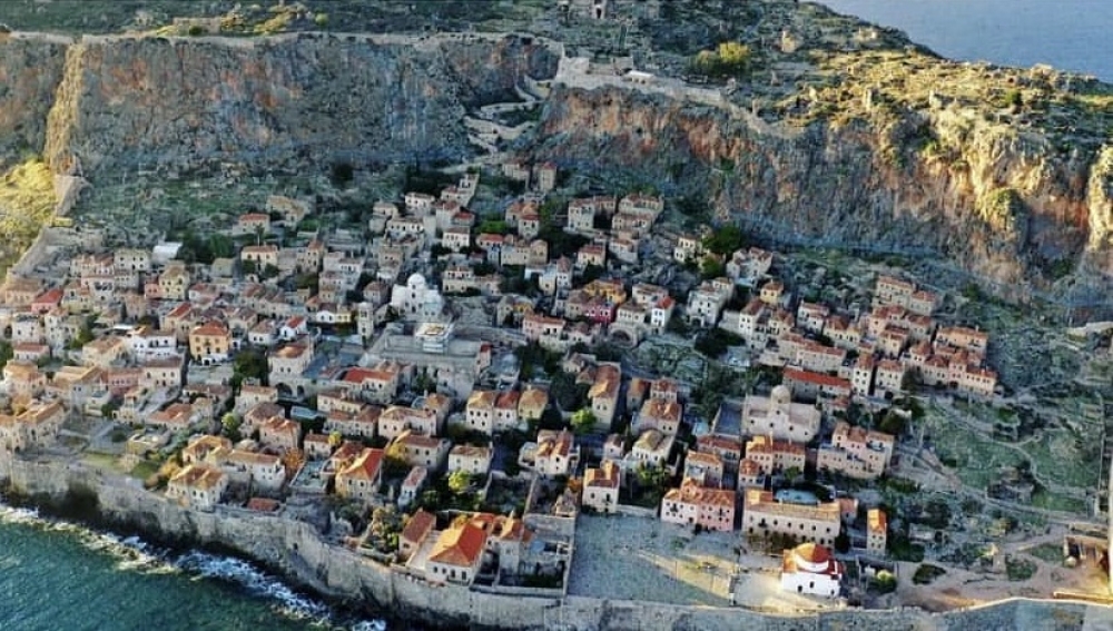 «Ανεβάζει» την καστροπολιτεία το τελεφερίκ