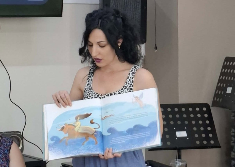 &Delta;&iota;&alpha;&delta;&rho;&alpha;&sigma;&tau;&iota;&kappa;ό &laquo;&pi;&alpha;&iota;&delta;&iota;&kappa;ό&raquo; &tau;&alpha;&xi;ί&delta;&iota; &sigma;&tau;&omicron;&nu; &mu;ύ&theta;&omicron; &tau;&eta;&sigmaf; &Epsilon;&upsilon;&rho;ώ&pi;&eta;&sigmaf;