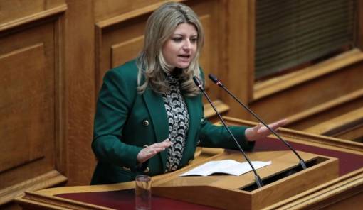 &Nu;. &Gamma;&rho;&eta;&gamma;&omicron;&rho;ά&kappa;&omicron;&upsilon;: &Pi;&omicron;&iota;&omicron;&sigmaf; &phi;&rho;&omicron;&nu;&tau;ί&zeta;&epsilon;&iota; &tau;&omicron;&upsilon;&sigmaf; &eta;&lambda;&iota;&kappa;&iota;&omega;&mu;έ&nu;&omicron;&upsilon;&sigmaf; &tau;&eta;&sigmaf; &Lambda;&alpha;&kappa;&omega;&nu;ί&alpha;&sigmaf; ό&tau;&alpha;&nu; &eta; &omicron;&iota;&kappa;&omicron;&gamma;έ&nu;&epsilon;&iota;&alpha; &alpha;&delta;&upsilon;&nu;&alpha;&tau;&epsilon;ί;