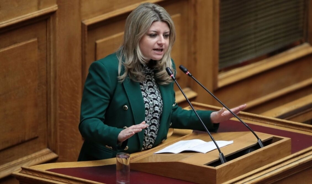 &Nu;. &Gamma;&rho;&eta;&gamma;&omicron;&rho;ά&kappa;&omicron;&upsilon;: &Pi;&omicron;&iota;&omicron;&sigmaf; &phi;&rho;&omicron;&nu;&tau;ί&zeta;&epsilon;&iota; &tau;&omicron;&upsilon;&sigmaf; &eta;&lambda;&iota;&kappa;&iota;&omega;&mu;έ&nu;&omicron;&upsilon;&sigmaf; &tau;&eta;&sigmaf; &Lambda;&alpha;&kappa;&omega;&nu;ί&alpha;&sigmaf; ό&tau;&alpha;&nu; &eta; &omicron;&iota;&kappa;&omicron;&gamma;έ&nu;&epsilon;&iota;&alpha; &alpha;&delta;&upsilon;&nu;&alpha;&tau;&epsilon;ί;