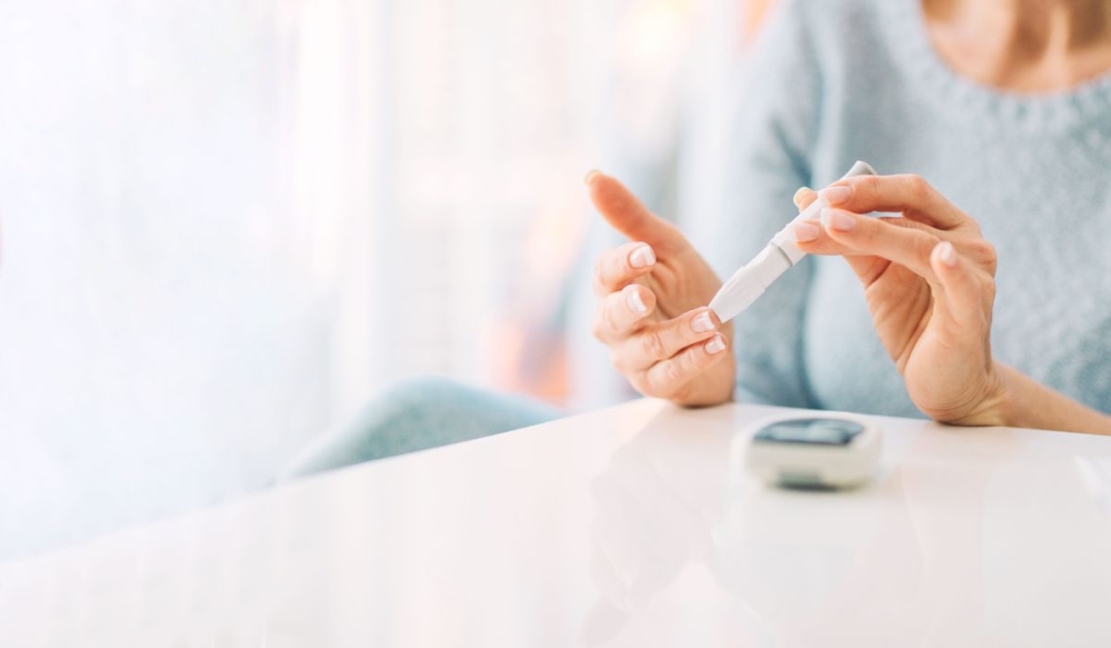 &Sigma;&alpha;&kappa;&chi;&alpha;&rho;ώ&delta;&eta;&sigmaf; &Delta;&iota;&alpha;&beta;ή&tau;&eta;&sigmaf;: &Omicron;&iota; &mu;&iota;&sigma;&omicron;ί &delta;&iota;&alpha;&beta;&eta;&tau;&iota;&kappa;&omicron;ί &sigma;&tau;&eta;&nu; &Epsilon;&lambda;&lambda;ά&delta;&alpha; &delta;&epsilon;&nu; &gamma;&nu;&omega;&rho;ί&zeta;&omicron;&upsilon;&nu; ό&tau;&iota; &pi;ά&sigma;&chi;&omicron;&upsilon;&nu; &alpha;&pi;ό &tau;&eta;&nu; &nu;ό&sigma;&omicron;