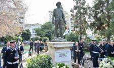 &Tau;&rho;&iota;ά&nu;&tau;&alpha; &chi;&rho;ό&nu;&iota;&alpha; &alpha;&pi;ό &tau;&eta; &theta;&upsilon;&sigma;ί&alpha; &tau;&omicron;&upsilon; ή&rho;&omega;&alpha; &Mu;&alpha;&nu;&iota;ά&tau;&eta; &Pi;. &Beta;&lambda;&alpha;&chi;ά&kappa;&omicron;&upsilon;