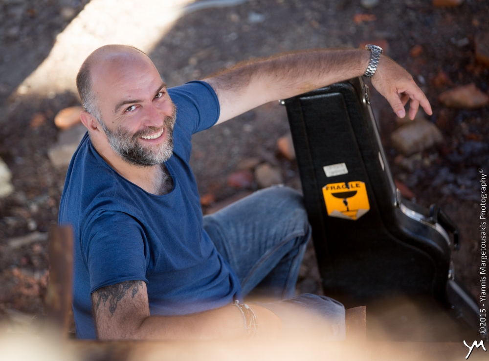 Στο Αμφιθέατρο Ξηροκαμπίου Μπάμπης Στόκας- Κώστας Παρίσσης