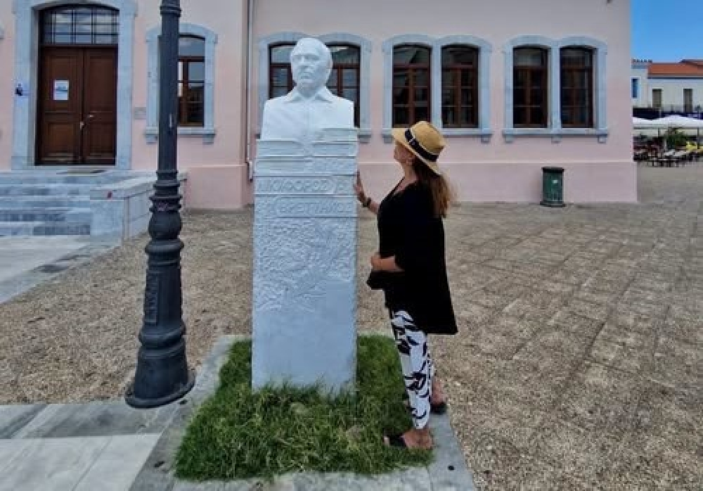&Sigma;&tau;&omicron; &Gamma;ύ&theta;&epsilon;&iota;&omicron; &eta; Ά&nu;&tau;&zeta;&epsilon;&lambda;&alpha; &Gamma;&kappa;&epsilon;&rho;έ&kappa;&omicron;&upsilon;