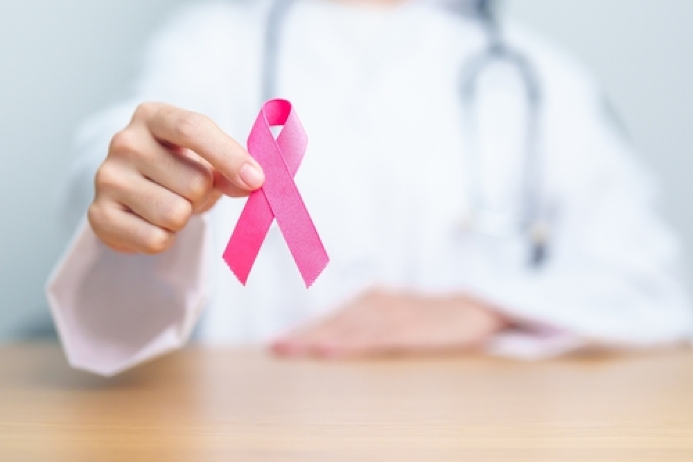 &Omicron;&mu;&iota;&lambda;ί&alpha; &gamma;&iota;&alpha; &tau;&eta;&nu; &pi;&rho;ό&lambda;&eta;&psi;&eta; &tau;&omicron;&upsilon; &kappa;&alpha;&rho;&kappa;ί&nu;&omicron;&upsilon; &tau;&omicron;&upsilon; &mu;&alpha;&sigma;&tau;&omicron;ύ &sigma;&tau;&omicron; &Kappa;&Upsilon; &Alpha;&rho;&epsilon;ό&pi;&omicron;&lambda;&eta;&sigmaf;