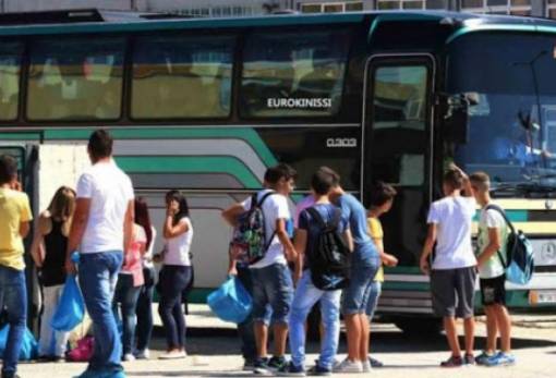 Αναστέλλονται όλες οι σχολικές εκδρομές