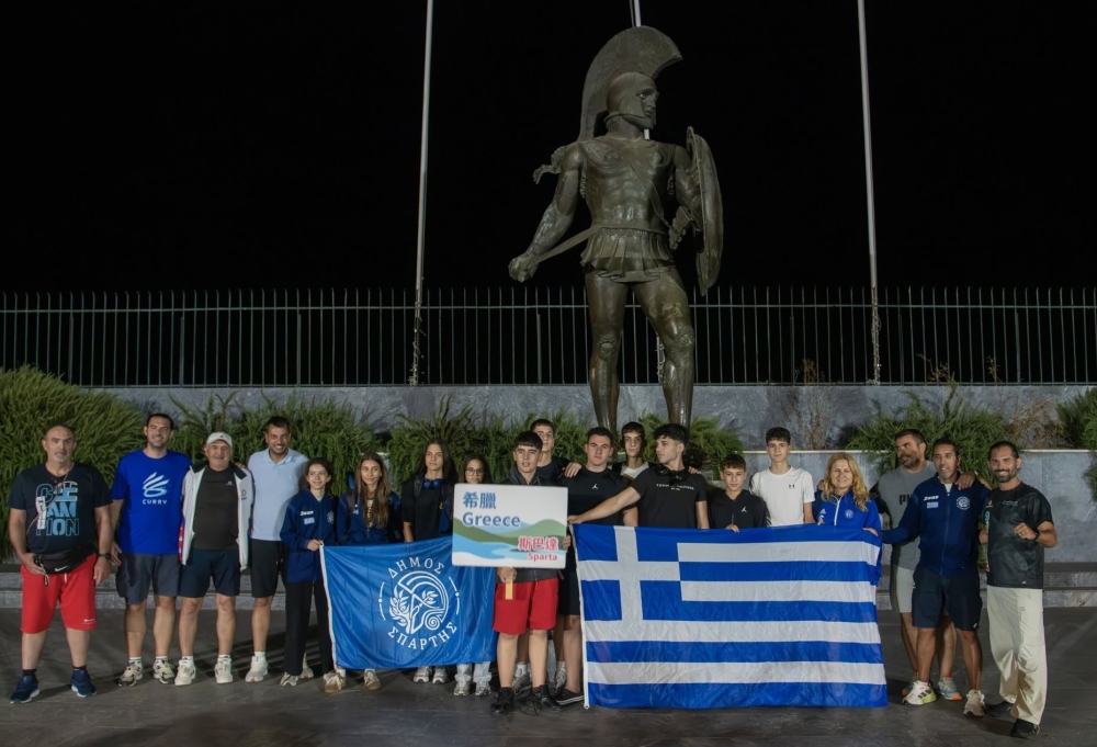 &Alpha;&pi;&omicron;&sigma;&tau;&omicron;&lambda;ή &epsilon;&xi;&epsilon;&tau;&epsilon;&lambda;έ&sigma;&theta;&eta; &sigma;&tau;&eta;&nu; &Tau;&alpha;ϊ&beta;ά&nu;: &Sigma;&tau;&eta; &beta;ά&sigma;&eta; &tau;&omicron;&upsilon;&sigmaf; &tau;&alpha; &pi;&alpha;&gamma;&kappa;ό&sigma;&mu;&iota;&alpha; &Sigma;&pi;&alpha;&rho;&tau;&iota;&alpha;&tau;ό&pi;&omicron;&upsilon;&lambda;&alpha;