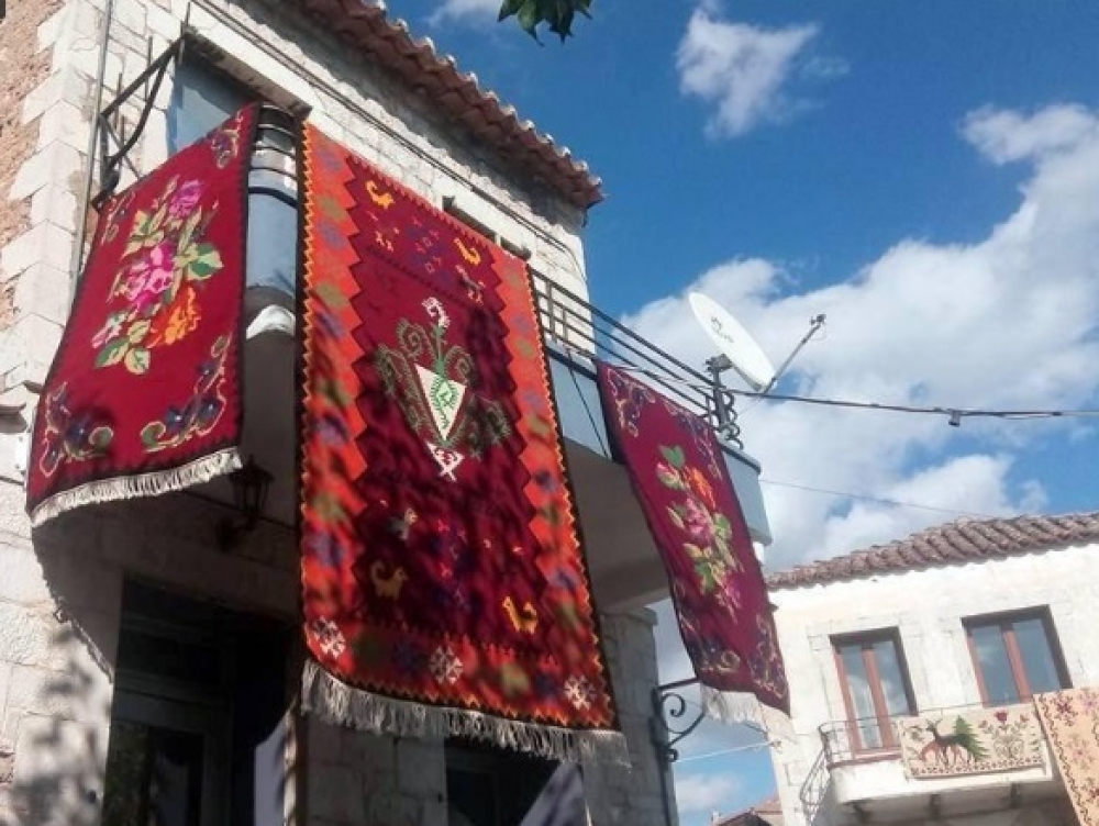 Επένδυση στην παράδοση της χειροτεχνίας με λακωνικό «οδηγό»