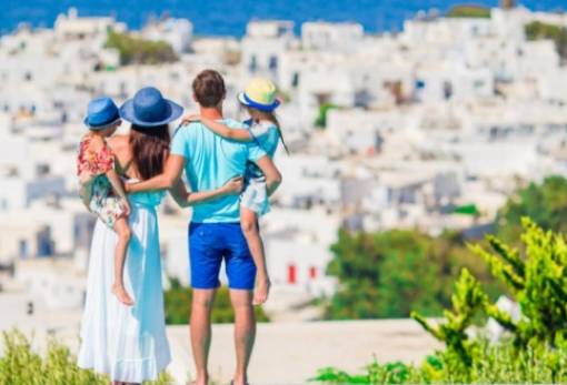 «Τουρισμός για όλους» για φθηνότερες διακοπές