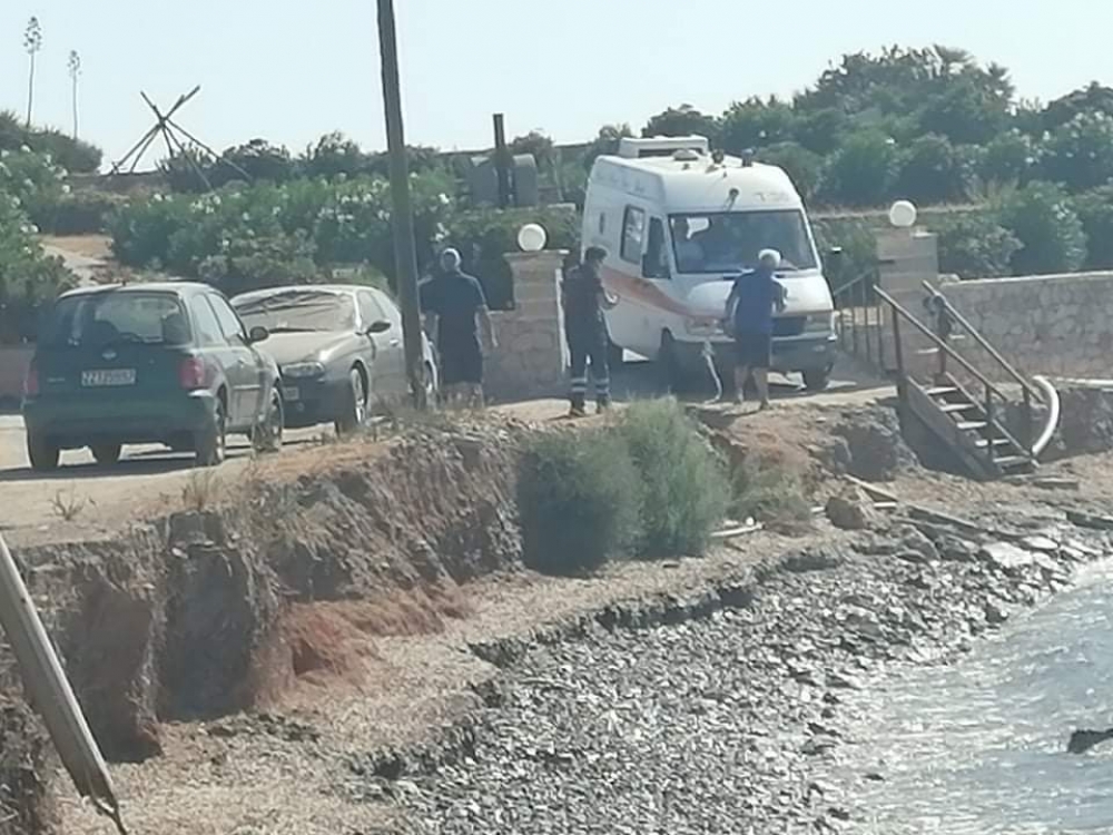 Η θάλασσα «τρώει» τη γη στον Ξιφιά Μονεμβασίας