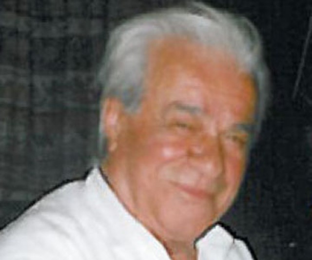 Έ&phi;&upsilon;&gamma;&epsilon; &sigma;&tau;&alpha; 87 &omicron; &Alpha;&nu;. &Kappa;&alpha;&rho;&alpha;&nu;&alpha;&gamma;&nu;ώ&sigma;&tau;&eta;&sigmaf;