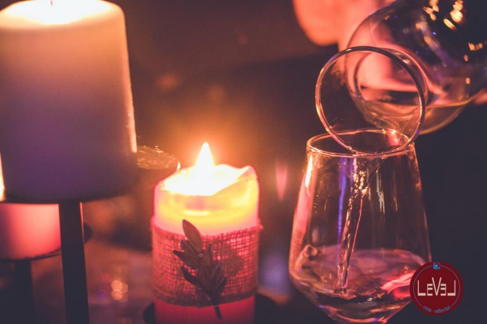 Τα καλύτερα κρασιά της Ελλάδας σε μια βραδιά με live μουσική στο «Level»!