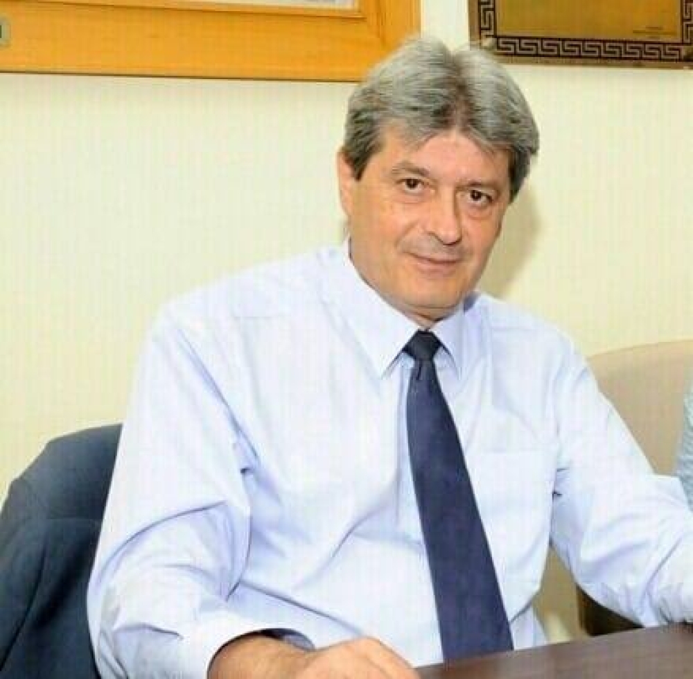 &Omicron; &Delta;&eta;&mu;ή&tau;&rho;&eta;&sigmaf; &Alpha;&pi;&omicron;&sigma;&tau;&omicron;&lambda;ά&kappa;&omicron;&sigmaf; &pi;&rho;ό&epsilon;&delta;&rho;&omicron;&sigmaf; &tau;&omega;&nu; &tau;έ&omega;&sigmaf; &alpha;&iota;&rho;&epsilon;&tau;ώ&nu; &Delta;ή&mu;&omicron;&upsilon; &Sigma;&pi;ά&rho;&tau;&eta;&sigmaf;