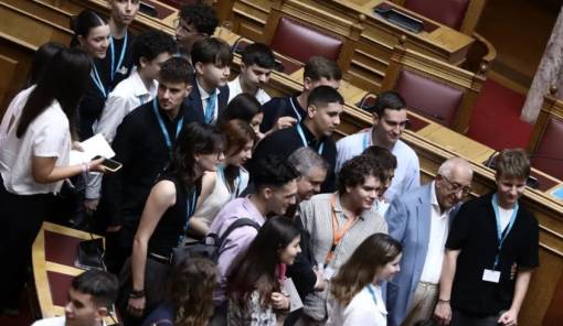 &Beta;&omicron;&upsilon;&lambda;ή &tau;&omega;&nu; &Epsilon;&phi;ή&beta;&omega;&nu; 2026-2027: &Xi;&epsilon;&kappa;&iota;&nu;&omicron;ύ&nu; &omicron;&iota; &alpha;&iota;&tau;ή&sigma;&epsilon;&iota;&sigmaf;