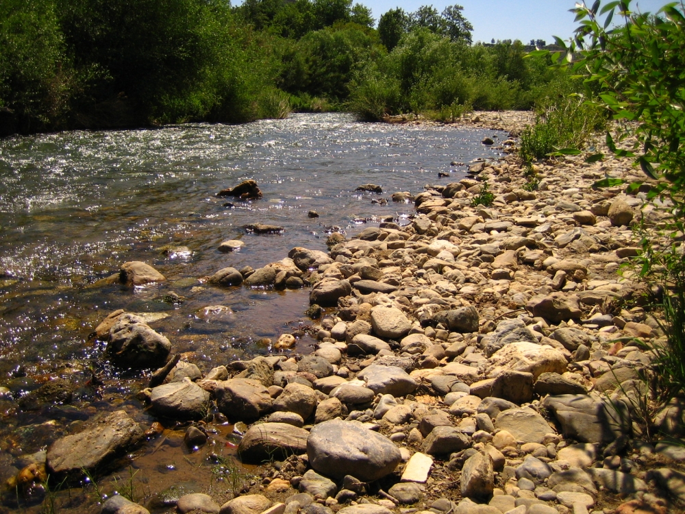 &Pi;έ&nu;&tau;&epsilon; &sigma;&tau;&omicron;&iota;&chi;ή&mu;&alpha;&tau;&alpha; &gamma;&iota;&alpha; &tau;&omicron;&nu; &Epsilon;&upsilon;&rho;ώ&tau;&alpha;