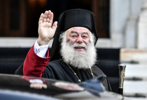 Έφτασε η ώρα της ιστορικής έλευσης του Πατριάρχη Αλεξανδρείας στη Μάνη