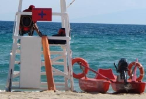 Δήμος Μονεμβασίας: Διαγωνισμός για ναυαγοσωστική κάλυψη παραλιών