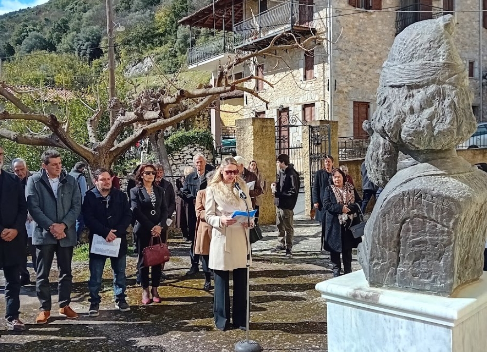 &Eta; &Beta;&omicron;&rho;&delta;ό&nu;&iota;&alpha; &tau;ί&mu;&eta;&sigma;&epsilon; &tau;&eta; &mu;&nu;ή&mu;&eta; &tau;&omega;&nu; &eta;&rho;ώ&omega;&nu; &tau;&eta;&sigmaf; &tau;&omicron; '21
