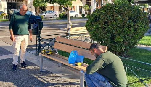 «Νέα» και πρόσθετα παγκάκια στην πλατεία Σπάρτης
