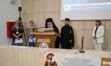&laquo;&Omicron;&iota; &alpha;&xi;ί&epsilon;&sigmaf; &tau;&eta;&sigmaf; &alpha;&rho;&chi;&alpha;ί&alpha;&sigmaf; &Sigma;&pi;ά&rho;&tau;&eta;&sigmaf; &pi;&rho;έ&pi;&epsilon;&iota; &nu;&alpha; &pi;&rho;&omicron;&beta;ά&lambda;&lambda;&omicron;&nu;&tau;&alpha;&iota;&raquo;
