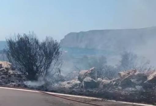 Πυρκαγιά στον Γερολιμένα (ΣΥΝΕΧΗΣ ΕΝΗΜΕΡΩΣΗ)