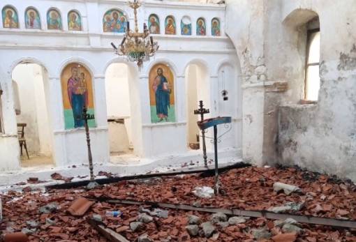 Υπουργική απόκριση για τον πυρόπληκτο ναό στον Πολυάραβο