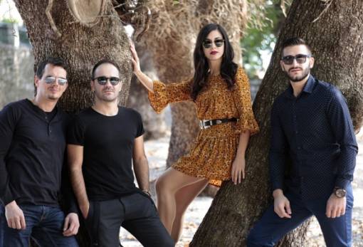 Την Παρασκευή ο Τάσος Σκιάδας και η ορχήστρα του live στο«Level» !