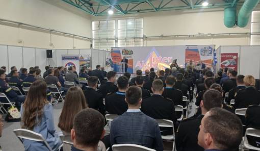 &Sigma;&tau;&eta;&nu; &alpha;&iota;&chi;&mu;ή &tau;&omega;&nu; &tau;&epsilon;&chi;&nu;&omicron;&lambda;&omicron;&gamma;&iota;&kappa;ώ&nu; &epsilon;&xi;&epsilon;&lambda;ί&xi;&epsilon;&omega;&nu; &eta; &Pi;&omicron;&lambda;&iota;&tau;&iota;&kappa;ή &Pi;&rho;&omicron;&sigma;&tau;&alpha;&sigma;ί&alpha; &Delta;. &Sigma;&pi;ά&rho;&tau;&eta;&sigmaf;