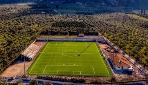 &Alpha;&nu;&tau;&iota;&kappa;&alpha;&theta;ί&sigma;&tau;&alpha;&tau;&alpha;&iota; &omicron; &chi;&lambda;&omicron;&omicron;&tau;ά&pi;&eta;&tau;&alpha;&sigmaf; &sigma;&tau;&omicron; 8x8 &tau;&omicron;&upsilon; &Epsilon;&nu;&omega;&sigma;&iota;&alpha;&kappa;&omicron;ύ &sigma;&tau;&omicron;&nu; &Alpha;&gamma;. &Iota;&omega;ά&nu;&nu;&eta; &Sigma;&pi;ά&rho;&tau;&eta;&sigmaf;