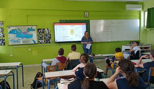 &laquo;&Mu;&iota;&lambda;ά&mu;&epsilon;, &delta;&epsilon; &sigma;&iota;&omega;&pi;&omicron;ύ&mu;&epsilon;&raquo;: &Iota;&sigma;&chi;&upsilon;&rho;ό &mu;ή&nu;&upsilon;&mu;&alpha; &kappa;&alpha;&tau;ά &tau;&omicron;&upsilon; &sigma;&chi;&omicron;&lambda;&iota;&kappa;&omicron;ύ &epsilon;&kappa;&phi;&omicron;&beta;&iota;&sigma;&mu;&omicron;ύ