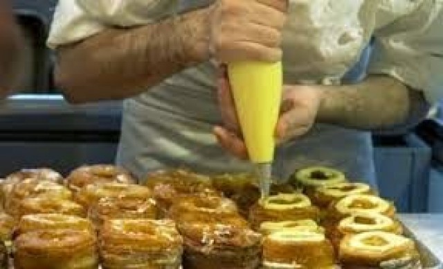 &Epsilon;&pi;&alpha;&nu;&alpha;&lambda;&epsilon;&iota;&tau;&omicron;&upsilon;&rho;&gamma;&epsilon;ί &eta; &sigma;&chi;&omicron;&lambda;ή &Alpha;&rho;&tau;&omicron;&pi;&omicron;&iota;ί&alpha;&sigmaf;-&Zeta;&alpha;&chi;&alpha;&rho;&omicron;&pi;&lambda;&alpha;&sigma;&tau;&iota;&kappa;ή&sigmaf; &Epsilon;&Pi;&Alpha;&Sigma; &Sigma;&pi;ά&rho;&tau;&eta;&sigmaf;