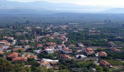 &Epsilon;&pi;&iota;-&sigma;ή&mu;&alpha;&nu;&sigma;&eta; &mu;&epsilon; &sigma;&alpha;&phi;ή&hellip; &kappa;&alpha;&tau;&epsilon;ύ&theta;&upsilon;&nu;&sigma;&eta; &alpha;&pi;ό &tau;&eta;&nu; &kappa;&omicron;&iota;&nu;ό&tau;&eta;&tau;&alpha; &tau;&omega;&nu; &Alpha;&mu;&upsilon;&kappa;&lambda;ώ&nu;