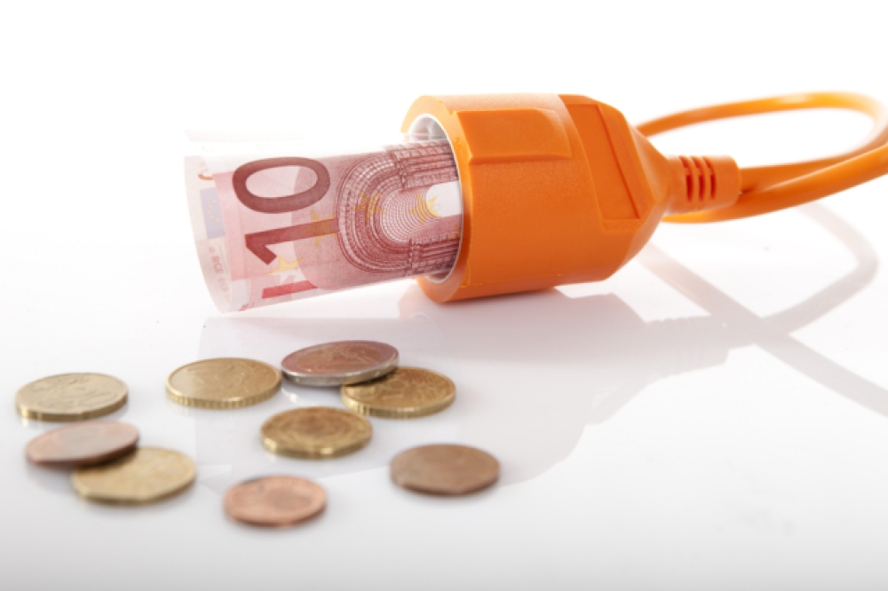 &Rho;&epsilon;ύ&mu;&alpha;: &Tau;έ&lambda;&omicron;&sigmaf; &sigma;&tau;&omicron; &alpha;&lambda;&alpha;&lambda;&omicron;ύ&mu; &mu;&epsilon; &tau;&alpha; &mu;&pi;&lambda;&epsilon;, &kappa;ί&tau;&rho;&iota;&nu;&alpha;, &pi;&omicron;&rho;&tau;&omicron;&kappa;&alpha;&lambda;ί &tau;&iota;&mu;&omicron;&lambda;ό&gamma;&iota;&alpha;