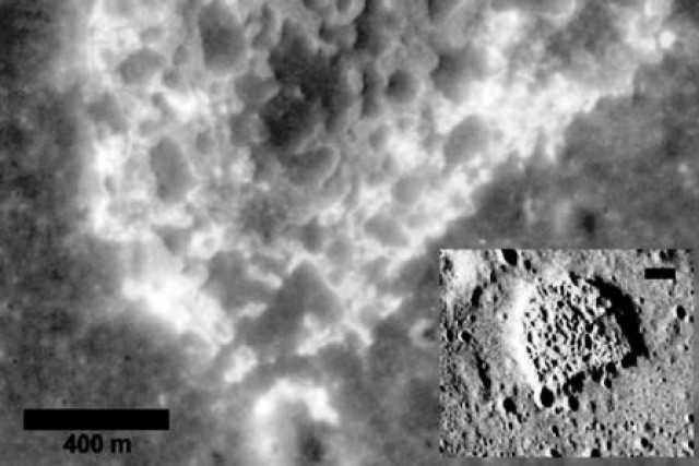 &Eta; &phi;&lambda;ό&gamma;&alpha; &sigma;&tau;&eta;&nu; &kappa;&alpha;&rho;&delta;&iota;ά &tau;&eta;&sigmaf; &Sigma;&epsilon;&lambda;ή&nu;&eta;&sigmaf; &kappa;&alpha;ί&epsilon;&iota; &alpha;&kappa;ό&mu;&alpha;