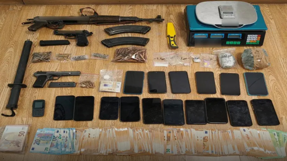 Σε Τρίπολη και Αττική το νήμα για την εξάρθρωση οργάνωσης με 1,6 τόνους κάνναβης και έσοδα 8 εκατ. ευρώ