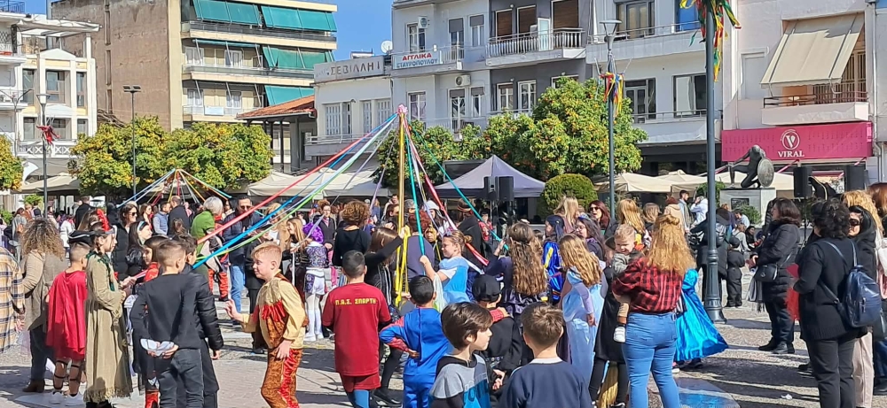&Eta; &Sigma;&pi;ά&rho;&tau;&eta; &phi;&omicron;&rho;ά &tau;&alpha; &alpha;&pi;&omicron;&kappa;&rho;&iota;ά&tau;&iota;&kappa;ά &tau;&eta;&sigmaf;