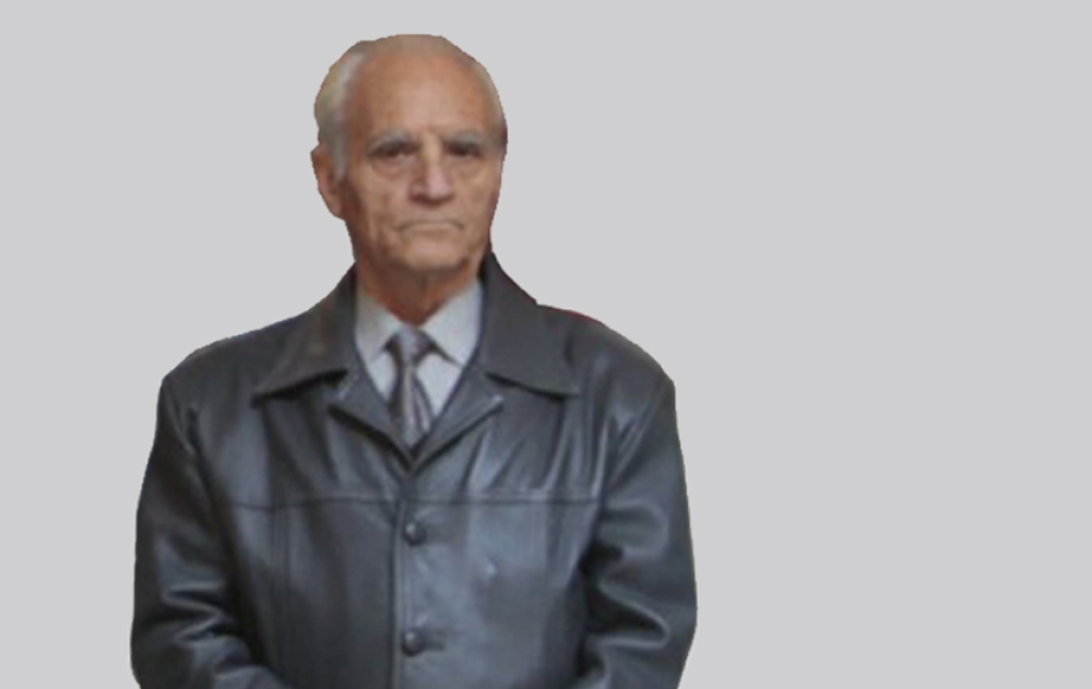 &Epsilon;&iota;&sigmaf; &mu;&nu;ή&mu;&eta;&nu; &Sigma;&alpha;&rho;ά&nu;&tau;&omicron;&upsilon; &Gamma;&alpha;&lambda;ά&nu;&eta;