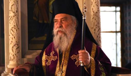 &Kappa;&omicron;&rho;&upsilon;&phi;ώ&nu;&omicron;&nu;&tau;&alpha;&iota; &omicron;&iota; &alpha;&kappa;&omicron;&lambda;&omicron;&upsilon;&theta;ί&epsilon;&sigmaf; &tau;&eta;&sigmaf; &Mu;. &Epsilon;&beta;&delta;&omicron;&mu;ά&delta;&alpha;&sigmaf; &sigma;&tau;&eta; &Lambda;&alpha;&kappa;&omega;&nu;ί&alpha;