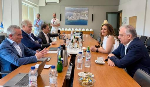 &Theta;&epsilon;&omicron;&delta;&omega;&rho;&iota;&kappa;ά&kappa;&omicron;&sigmaf;: 60.000 &nu;έ&epsilon;&sigmaf; &theta;έ&sigma;&epsilon;&iota;&sigmaf; &epsilon;&rho;&gamma;&alpha;&sigma;ί&alpha;&sigmaf; &sigma;&tau;&eta; &beta;&iota;&omicron;&mu;&eta;&chi;&alpha;&nu;ί&alpha;