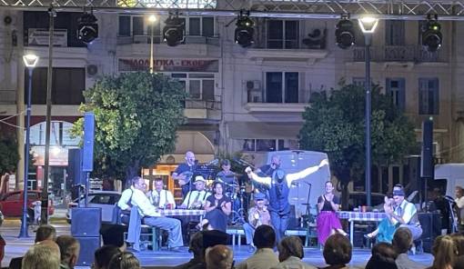&Rho;&epsilon;&mu;&pi;έ&tau;&iota;&kappa;&epsilon;&sigmaf; &mu;&epsilon;&lambda;&omega;&delta;ί&epsilon;&sigmaf; έ&nu;&omega;&sigma;&alpha;&nu; &Sigma;&pi;ά&rho;&tau;&eta; &kappa;&alpha;&iota; &Lambda;ά&kappa;&omega;&nu;&epsilon;&sigmaf; &tau;&eta;&sigmaf; &delta;&iota;&alpha;&sigma;&pi;&omicron;&rho;ά&sigmaf;