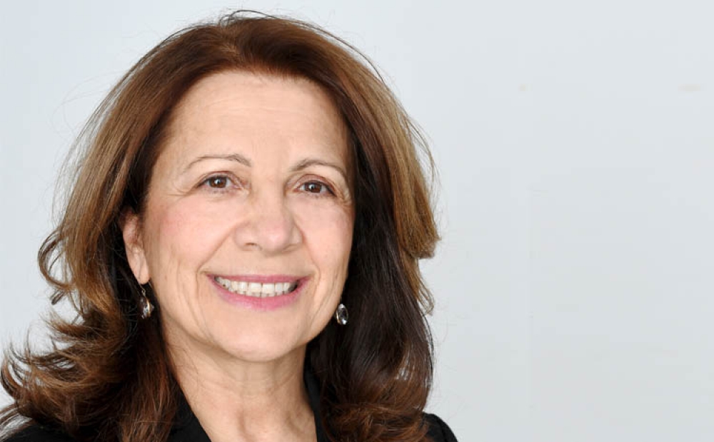 &Alpha;ί&gamma;&lambda;&eta; &Zeta;&alpha;&phi;&epsilon;&iota;&rho;ά&kappa;&omicron;&upsilon;: &laquo;&Gamma;&iota;&alpha; &tau;&eta;&nu; &Epsilon;&upsilon;&rho;ώ&pi;&eta; &tau;&eta;&sigmaf; &epsilon;&upsilon;&eta;&mu;&epsilon;&rho;ί&alpha;&sigmaf; &kappa;&alpha;&iota; &tau;&omega;&nu; &iota;&sigma;&omicron;&tau;ή&tau;&omega;&nu;&raquo;