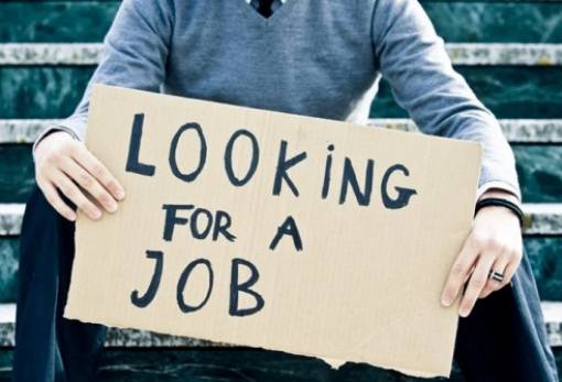 Οριακή μείωση της ανεργίας τον Οκτώβριο
